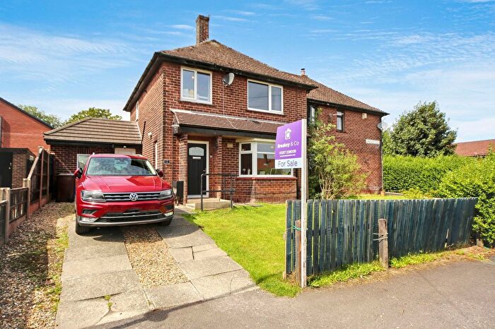 3 Bedroom Semi-detached House For Sale In Longridge Avenue, Standish, WN6
