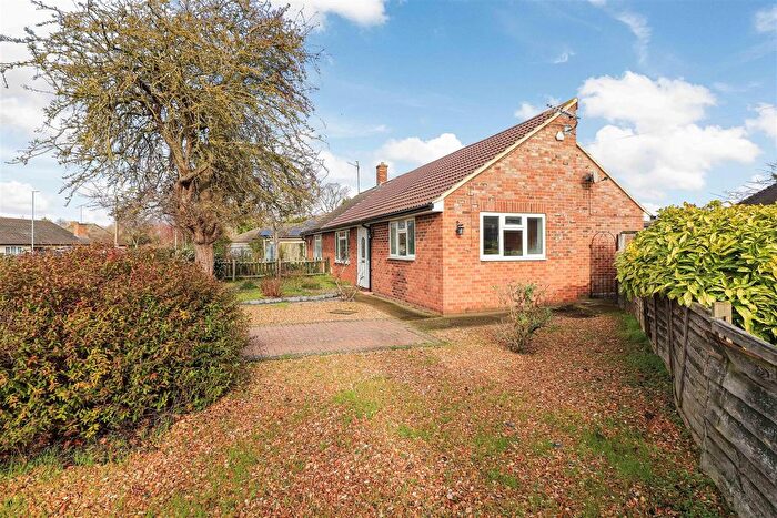 2 Bedroom Semi-detached Bungalow For Sale In Cherry Hinton Road, Teversham, CB1