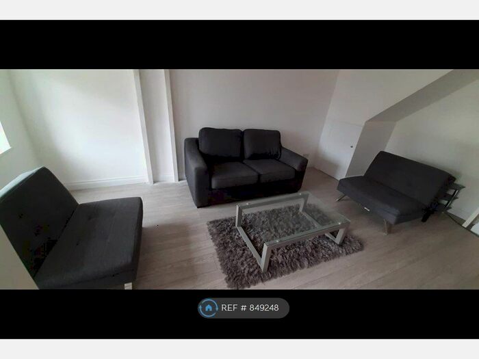 4 Bedroom Terraced House To Rent In Almond Avenue, London, W5