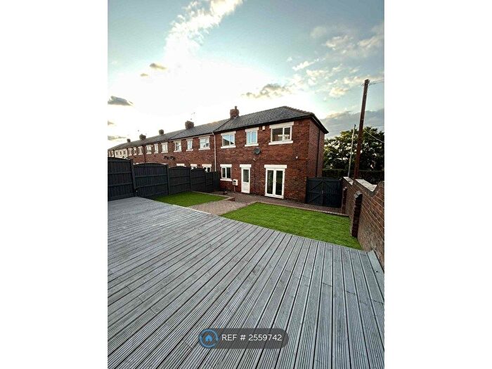 3 Bedroom End Of Terrace House To Rent In Pontefract, Pontefract, WF8