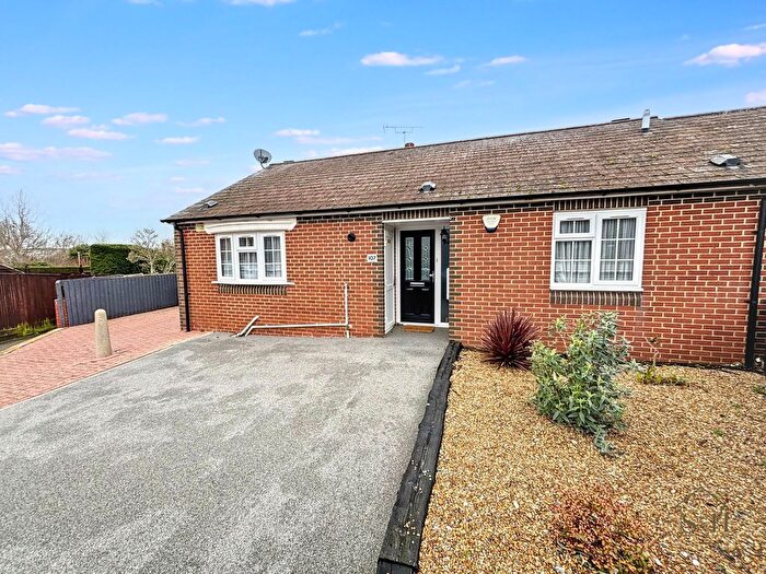3 Bedroom Semi Detached Bungalow For Sale In Royds Road, Willesborough, TN24