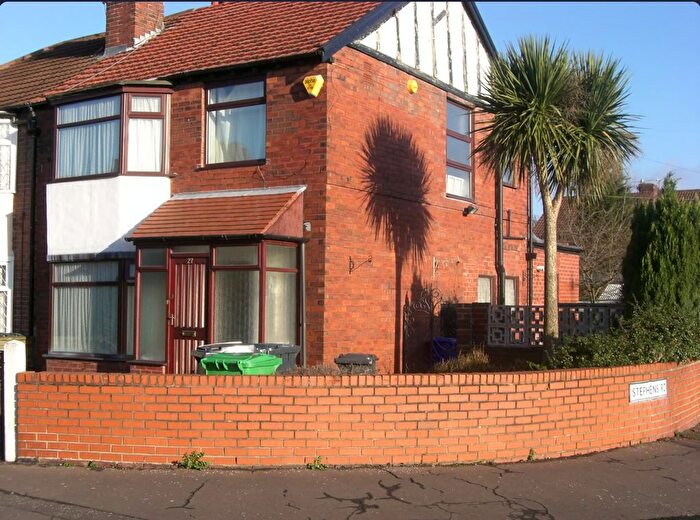 6 Bedroom Semi-Detached House To Rent In Cotton Lane, Manchester, M20