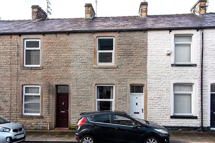 2 Bedroom Terraced House For Sale In Lubbock Street, Burnley, Lancashire, BB12