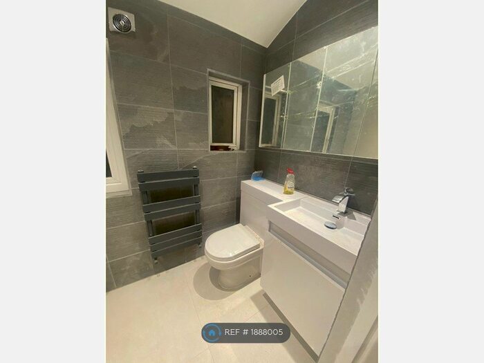 3 Bedroom Flat To Rent In Fortune Gate Road, London, NW10