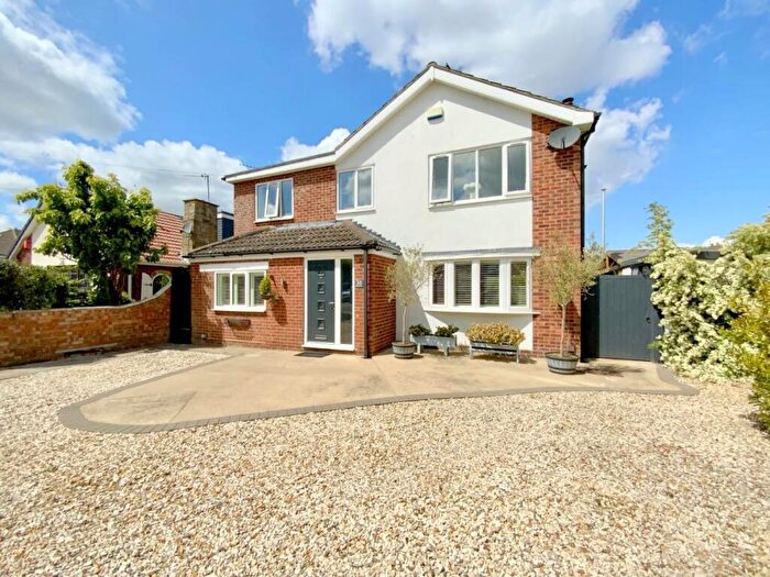 4 Bedroom Detached House For Sale In Grainsby Avenue, Cleethorpes, DN35