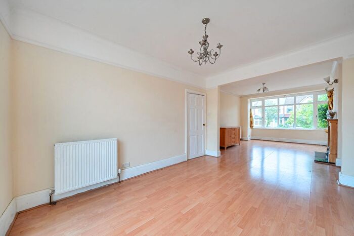 3 Bedroom Terraced House For Sale In Cranston Road, London, SE23