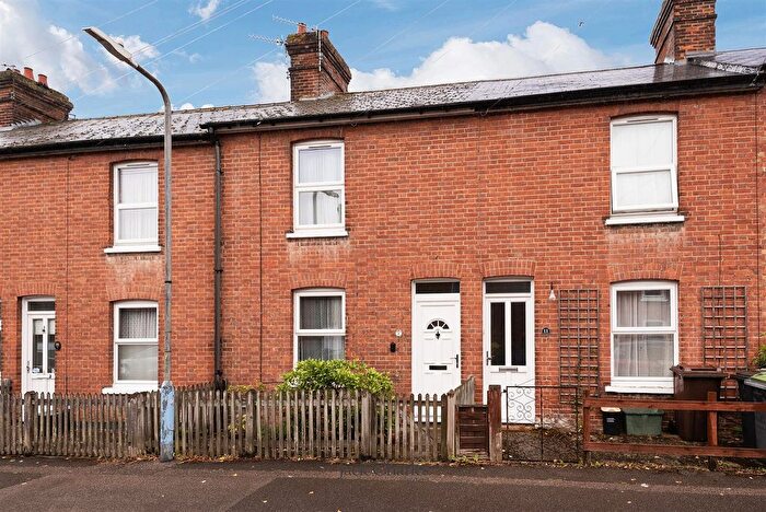 2 Bedroom Terraced House For Sale In Dernier Road, Tonbridge, TN10