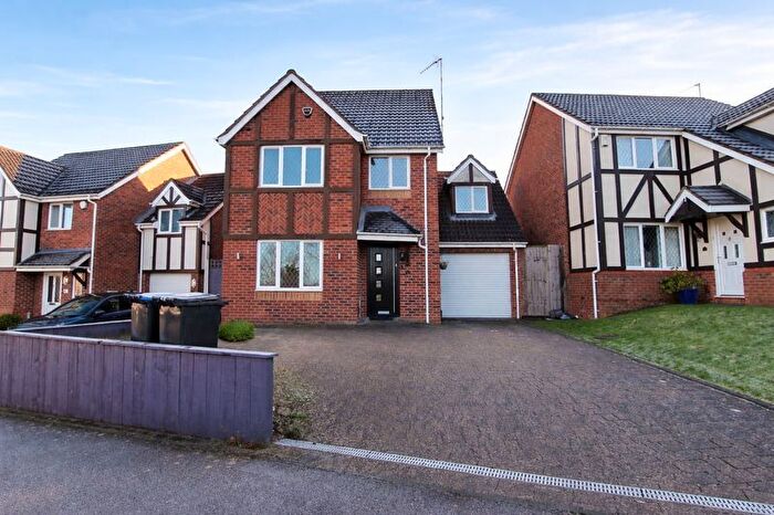 4 Bedroom Detached House To Rent In Dixon Road, Northampton, NN2