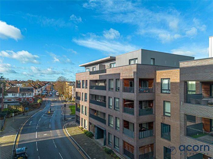 2 Bedroom Flat For Sale In Dove Tree Apartments, Colindale, London, NW9
