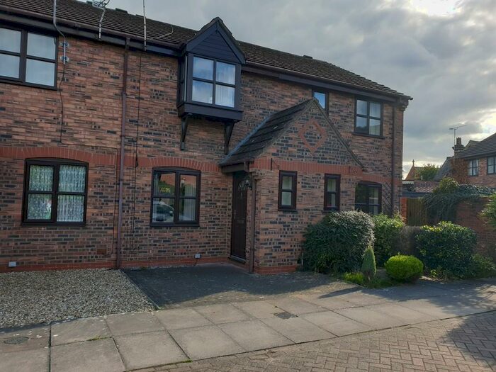 2 Bedroom Mews To Rent In Tricketts Mews, Willaston, CW5