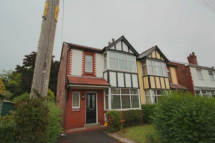 3 Bedroom Semi-Detached House To Rent In South Avenue, New Longton, Preston PR4