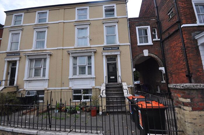 1 Bedroom Flat To Rent In Midland Road, Bedford, MK40