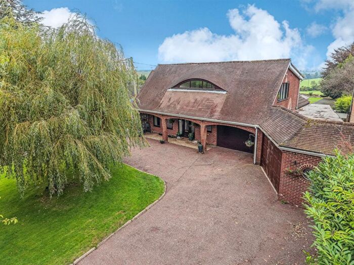 4 Bedroom Detached House For Sale In Wilmore Hill Lane, Hopton, Stafford, ST18