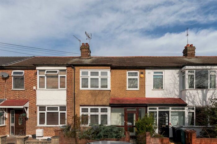 3 Bedroom Terraced House To Rent In Cecil Road, Walthamstow, E17