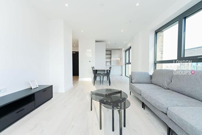 1 Bedroom Apartment To Rent In Azure Apartments, Dragonfly Walk, Woodberry Down, N4