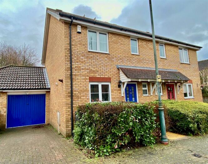 3 Bedroom Semi-Detached House To Rent In Bramley Way, Kings Hill, ME19