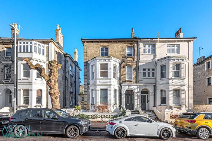1 Bedroom Flat To Rent In Wilbury Road, Hove, BN3