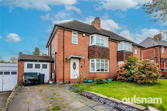 3 Bedroom Semi Detached House For Sale In Claines Road, Bournville Village Trust, Northfield, Birmingham, B31