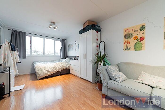 3 Bedroom Flat For Sale In Risborough House, Mallory Street, London, NW8