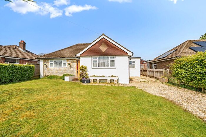 3 Bedroom Bungalow For Sale In Orchard Road, South Wonston, SO21