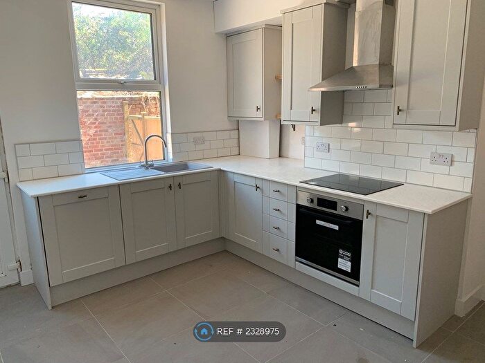 3 Bedroom Terraced House To Rent In Empire Road, Sheffield, S7