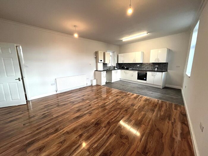 4 Bedroom Town House To Rent In St Augustines Street, Norwich, Norfolk, NR3