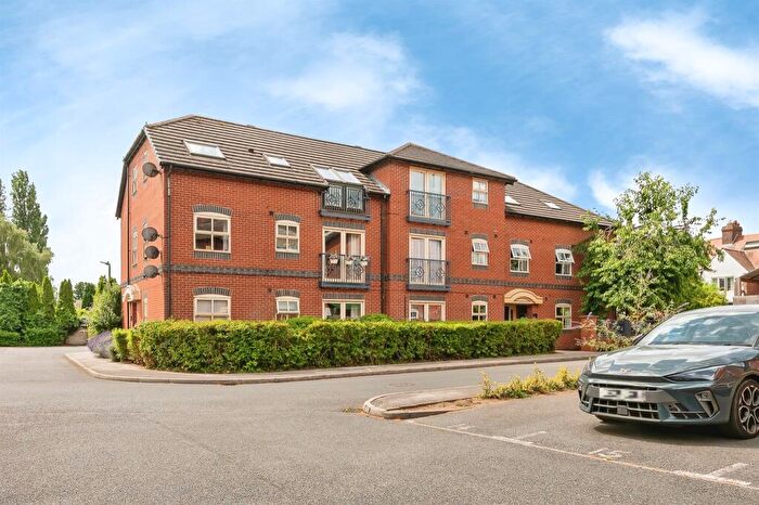 2 Bedroom Flat For Sale In Julian Road, West Bridgford, Nottingham, NG2