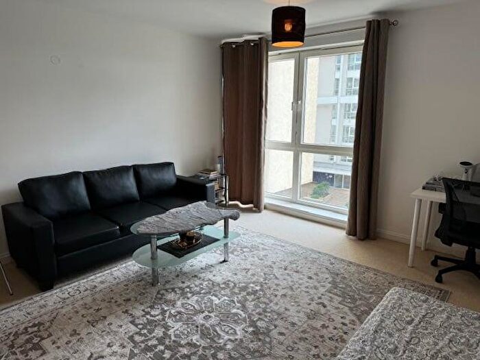 1 Bedroom Apartment For Sale In Heol Glan Rheidol, Cardiff, CF10