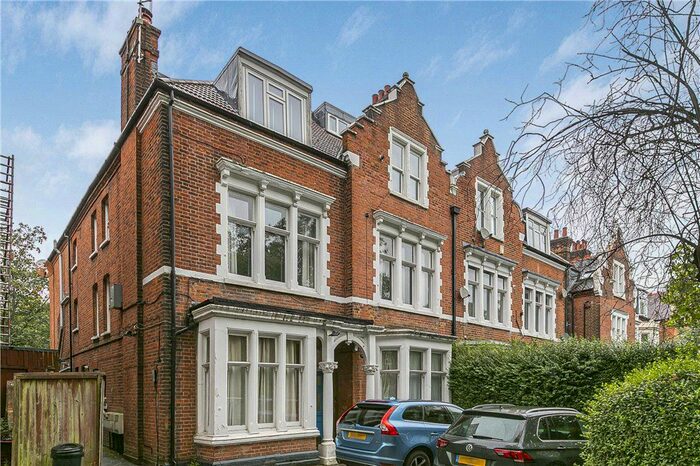 2 Bedroom Flat To Rent In West Hill, Putney, SW15