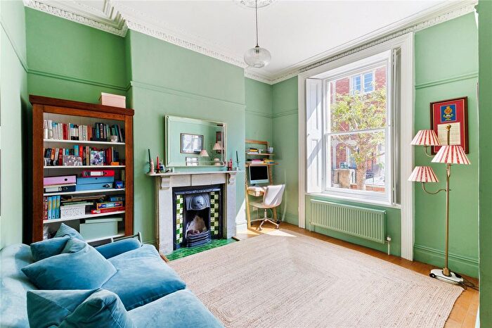 4 Bedroom Terraced House To Rent In Sunningdale, Bristol, Somerset, BS8