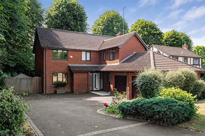5 Bedroom Detached House For Sale In Moorend Glade, Charlton Kings, Cheltenham, GL53