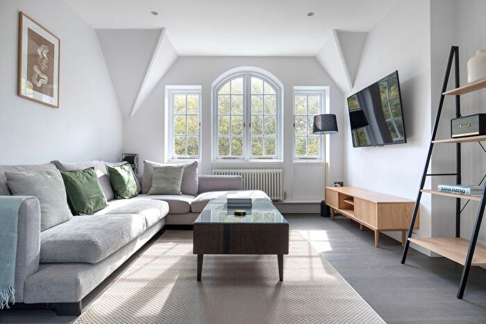 2 Bedroom Flat To Rent In St John's Wood, NW8