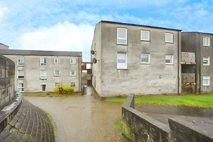 1 Bedroom Flat To Rent In Rowan Road, G67