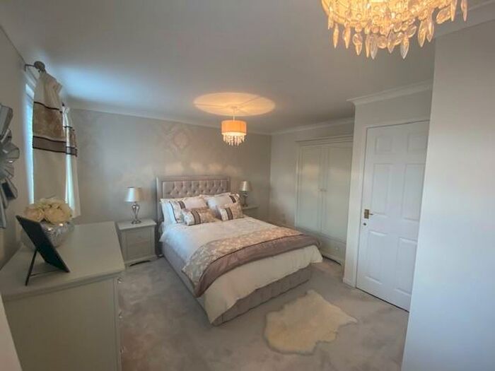 4 Bedroom Detached House For Sale In Lindisfarne Road, Ashton-under-Lyne, OL7