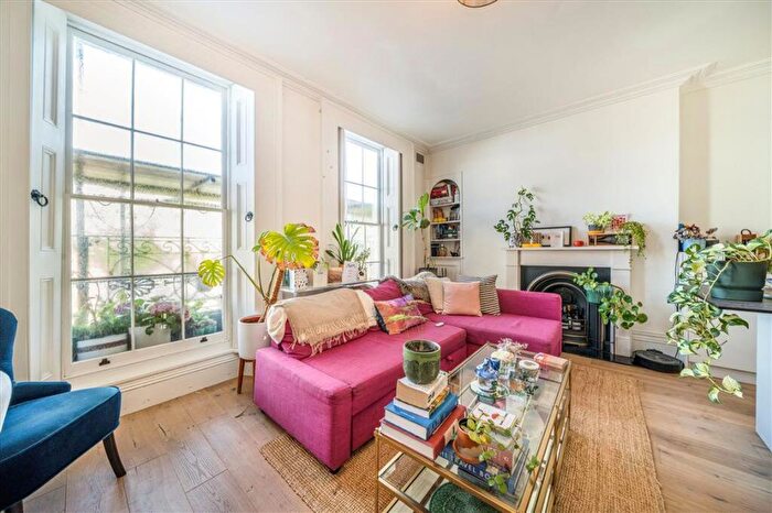 1 Bedroom Flat For Sale In New North Road, Hoxton, N1