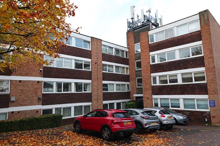 2 Bedroom Property To Rent In Radford Court, Billericay, CM12