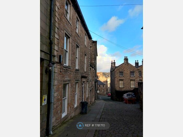 2 Bedroom Flat To Rent In Church Street, Lancaster, LA1