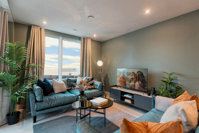 3 Bedroom Apartment To Rent In New York Square, Quarry Hill, LS2