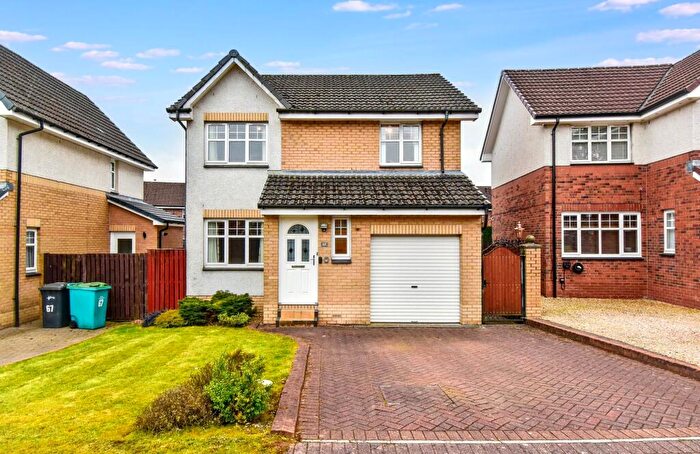 3 Bedroom Detached House For Sale In South Dumbreck Road, Kilsyth, G65