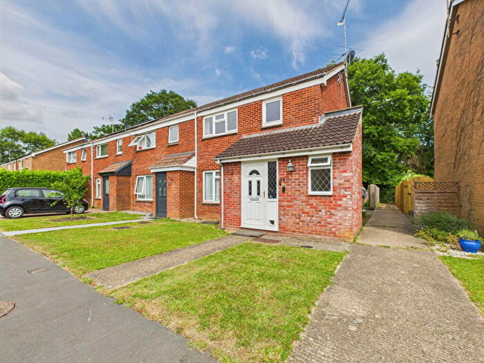 3 Bedroom End Of Terrace House For Sale In Streetfield Road, Slinfold, West Sussex, RH13