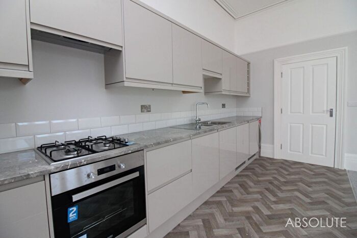 1 Bedroom Flat To Rent In Kents Road, Admirals House, TQ1