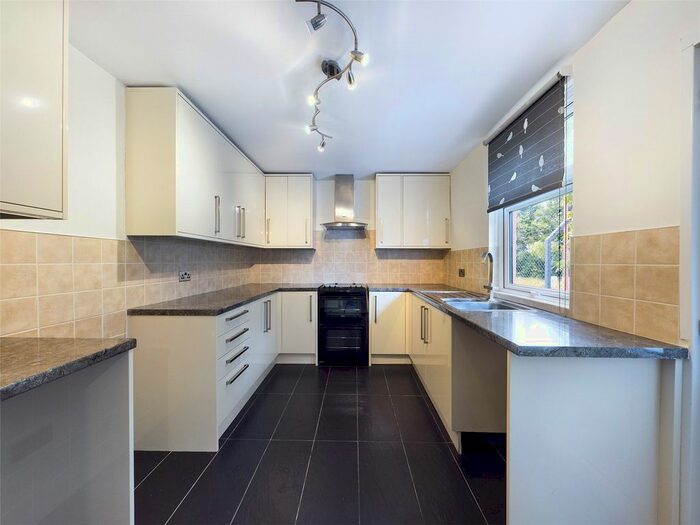 3 Bedroom End Of Terrace House To Rent In Norfolk Road, Tonbridge, Kent, TN9