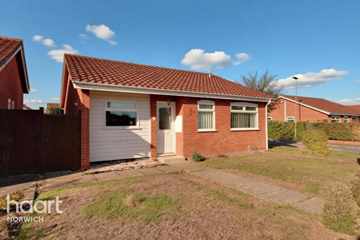 2 Bedroom Detached Bungalow For Sale In Buckland Rise, Norwich, NR4