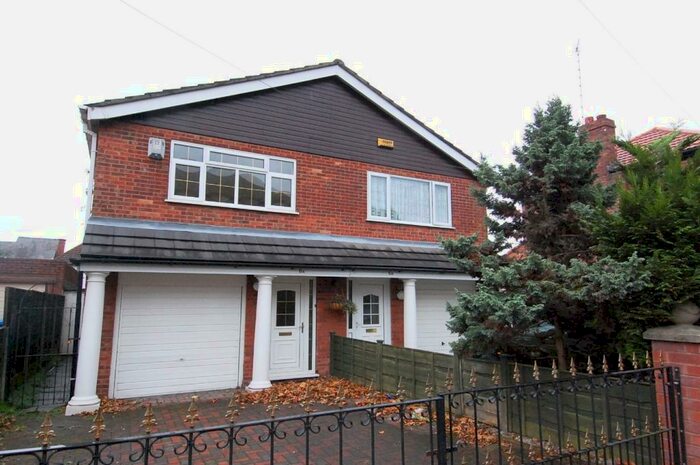 3 Bedroom Semi-Detached House To Rent In Gilpin Road, Urmston, Manchester, M41