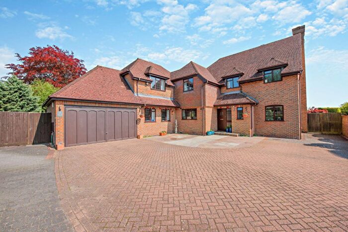 5 Bedroom Detached House For Sale In Ridgy Field Close, Wrotham, Sevenoaks, Kent, TN15