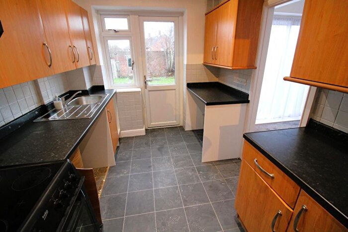 2 Bedroom End Of Terrace House To Rent In Henderson Drive, Dartford, DA1