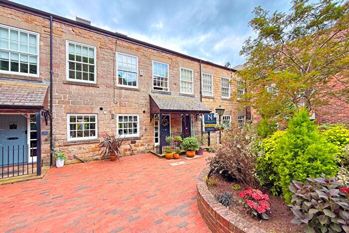 4 Bedroom Town House For Sale In Castle Mills, Knaresborough, HG5