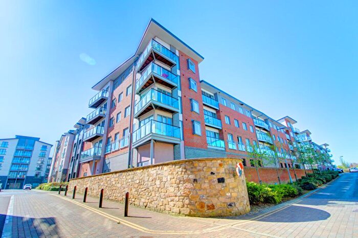 2 Bedroom Apartment To Rent In Cameronian Square, Worsdell Drive, Gateshead Central, Gateshead, NE8