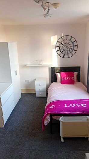 Studio To Rent In New Street, Walsall, WS1