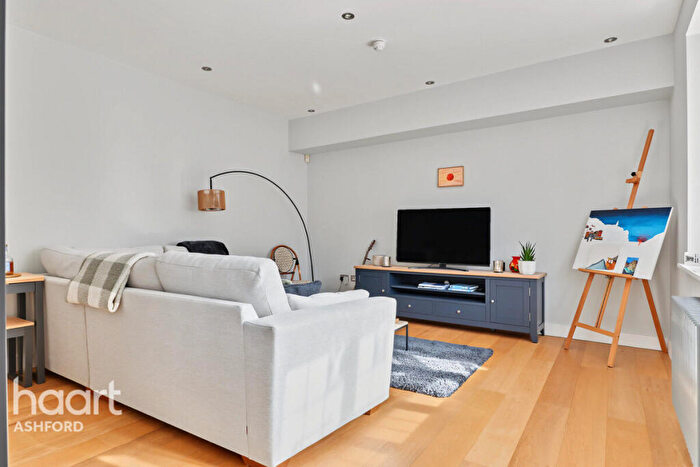 2 Bedroom Flat To Rent In Mercery Lane, Canterbury, CT1